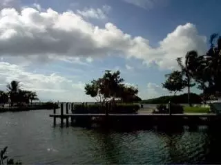 100 Morris, FL photo 1