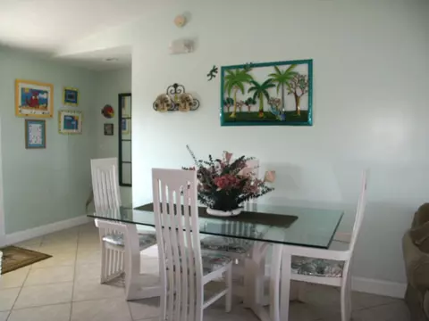 202 E Bruce Ct, Marathon, FL 33050 photo 5