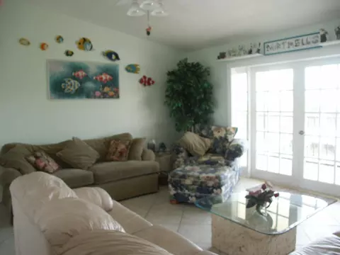 202 E Bruce Ct, Marathon, FL 33050 photo 6