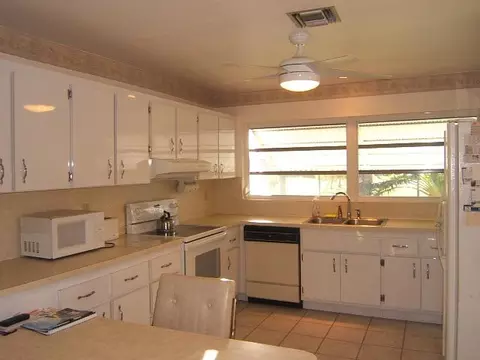 1735 Watson Bvd, Big Pine Key, FL 33043 photo 12