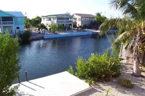 146 Pelican Ln, Big Pine Key, FL 33043 photo 2