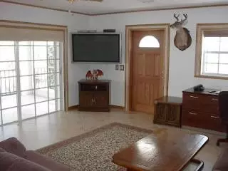 237 E Cahill Ct, Big Pine Key, FL 33043 photo 2