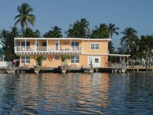110 W Conch Ave, Conch Key, FL 33050 photo 1