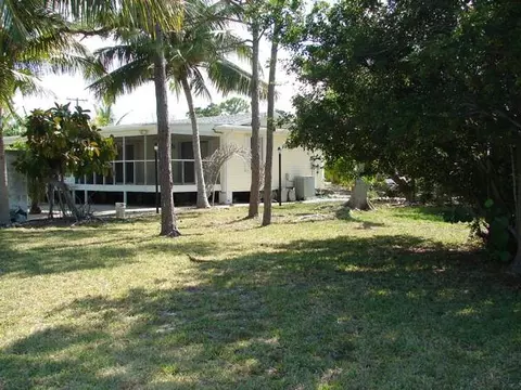 545 Ixora Dr, Big Pine Key, FL 33043 photo 7