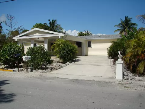 545 Ixora Dr, Big Pine Key, FL 33043 photo 2