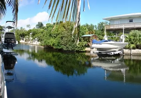 29177 Cedar Dr, Big Pine Key, FL 33043 photo 5