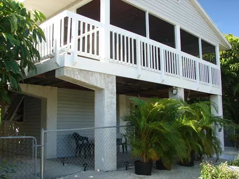 29177 Cedar Dr, Big Pine Key, FL 33043 photo 4