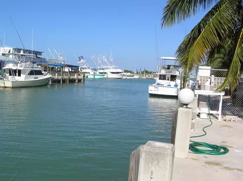 501 5th St, Key Colony, FL 33051 photo 11