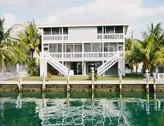 501 5th St, Key Colony, FL 33051 photo 1