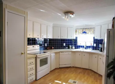 900 S Emerald Dr, Key Largo, FL 33037 photo 4