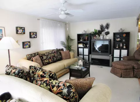 900 S Emerald Dr, Key Largo, FL 33037 photo 3