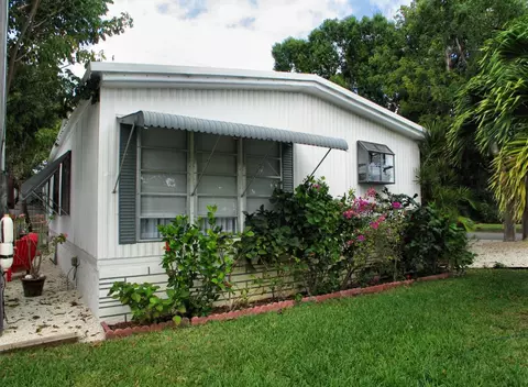 900 S Emerald Dr, Key Largo, FL 33037 photo 16
