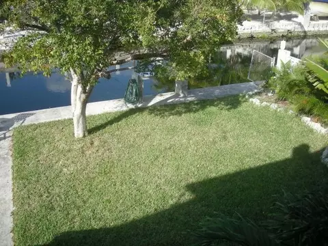 29357 Cypress Dr, Big Pine Key, FL 33043 photo 8