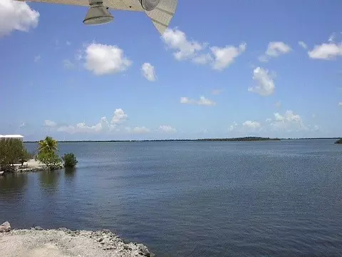 3838 Sunset Dr, Big Pine Key, FL 33043 photo 2