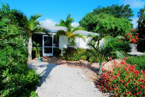 28 Snapper Ave, Key Largo, FL 33037 photo 1