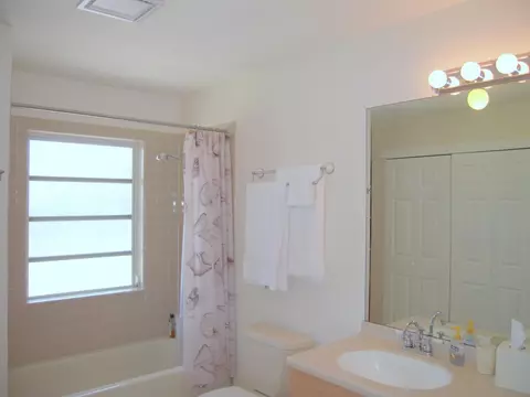 246 Apache St, Tavernier, FL 33070 photo 10