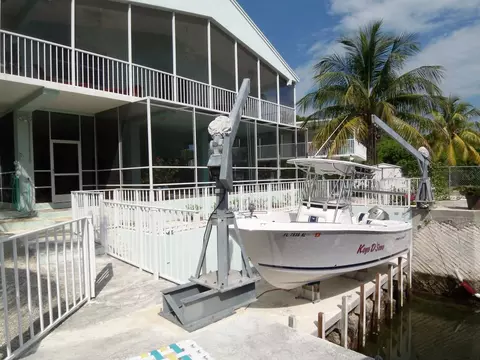 1221 Mockingbird Rd, Key Largo, FL 33037 photo 18