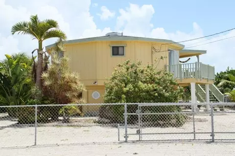 29560 Constitution Ave, Big Pine Key, FL 33043 photo 2