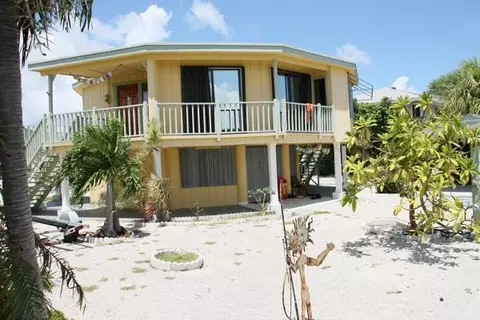 29560 Constitution Ave, Big Pine Key, FL 33043 photo 4
