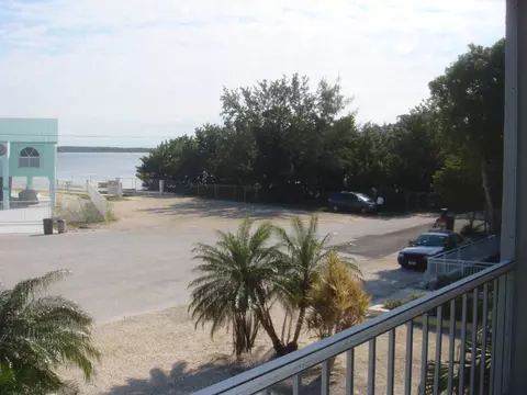 405 3rd St, Key Largo, FL 33037 photo 11