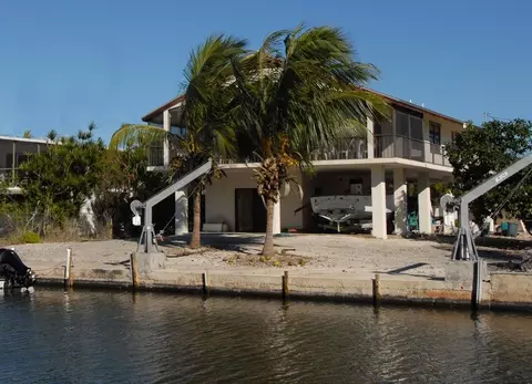 875 Ellen Dr, Key Largo, FL 33037 photo 1