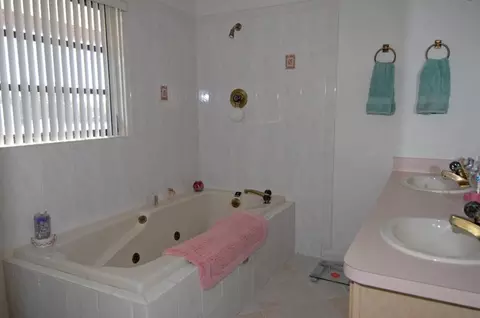875 Ellen Dr, Key Largo, FL 33037 photo 8
