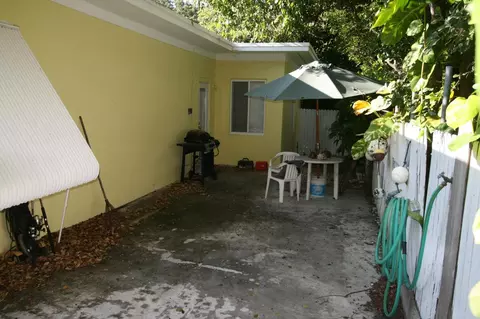 206 Jerome Ave, Islamorada, FL 33036 photo 2