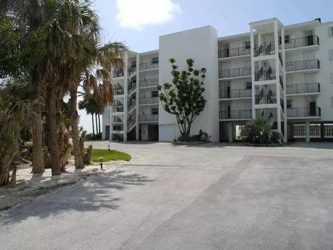 135 Coco Plum Dr #2D, Marathon, FL 33050 photo 4
