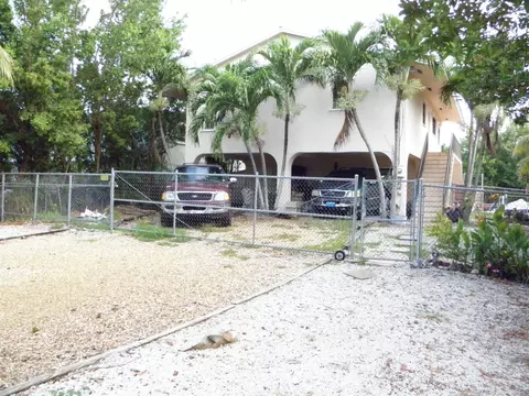 237 Apache St, Plantation Key, FL 33036 photo 13