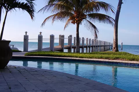 113 Windy Point Cir, Marathon, FL 33050 photo 6