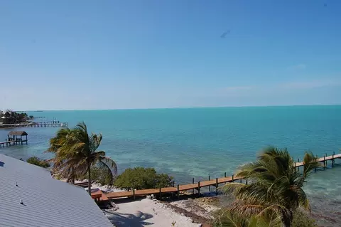 113 Windy Point Cir, Marathon, FL 33050 photo 7