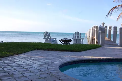 113 Windy Point Cir, Marathon, FL 33050 photo 8