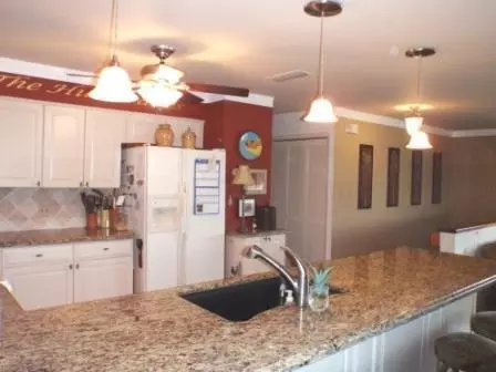 310 9th St #KEY colony, Key Colony Beach, FL 33051 photo 8