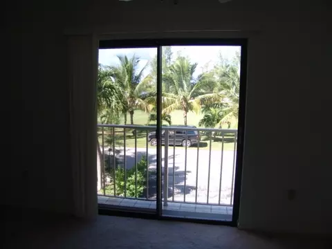 2018 Manor Ln, Marathon, FL 33050 photo 8