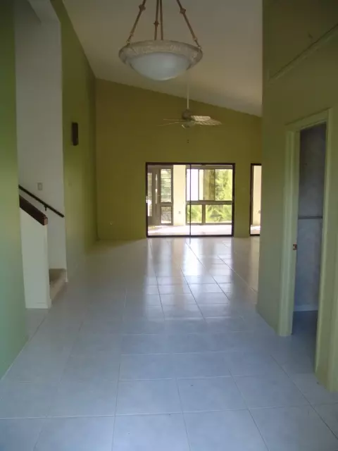 2018 Manor Ln, Marathon, FL 33050 photo 4
