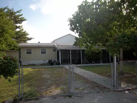 115 County Rd, Big Pine Key, FL 33043 photo 2