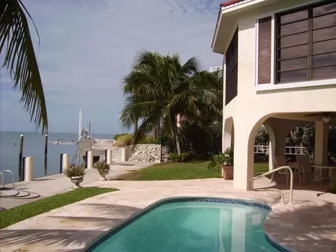 19 Treasure Rd, Marathon, FL 33050 photo 3