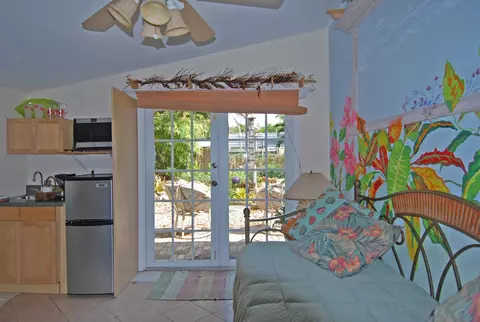 64 Snapper Ave, Key Largo, FL 33037 photo 9