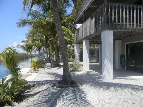 29642 Constitution Ave, Big Pine Key, FL 33043 photo 9