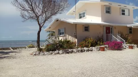 2980 Dolphin Dr, Marathon, FL 33050 photo 7