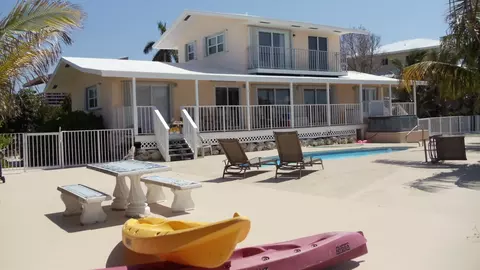 2980 Dolphin Dr, Marathon, FL 33050 photo 5