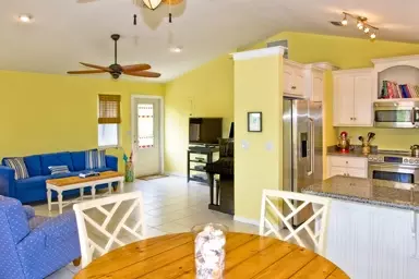 29178 Iris Dr, Big Pine Key, FL 33043 photo 4