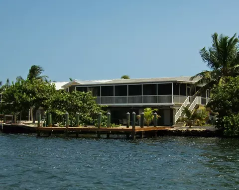 26 North Dr, Key Largo, FL 33037 photo 2