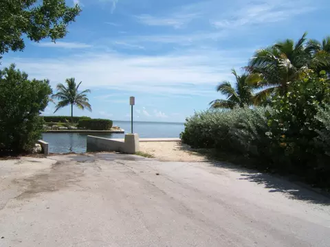 186 E Ridge Rd, Islamorada, FL 33036 photo 3