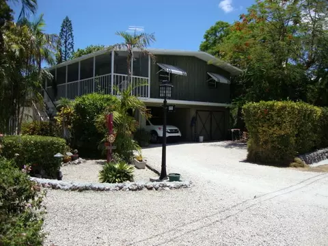 660 Cabrera St, Key Largo, FL 33037 photo 3