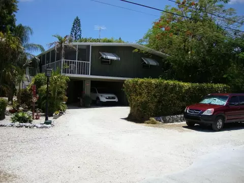 660 Cabrera St, Key Largo, FL 33037 photo 1