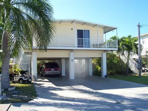 817 S Ruby Dr, Key Largo, FL 33037 photo 1