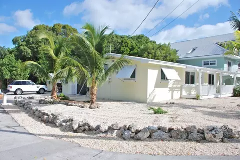 64 Bonefish Ave, Key Largo, FL 33037 photo 3