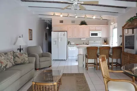 141 9th St #KEY colony, Key Colony Beach, FL 33051 photo 7
