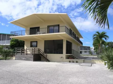 418 3rd St, Key Largo, FL 33037 photo 1